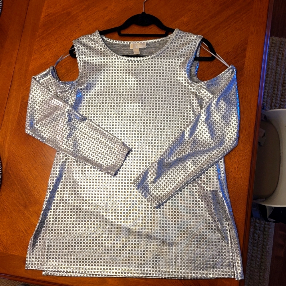 Michael Kors Cold-Shoulder Long Sleeve Top, Silver, Size XL
